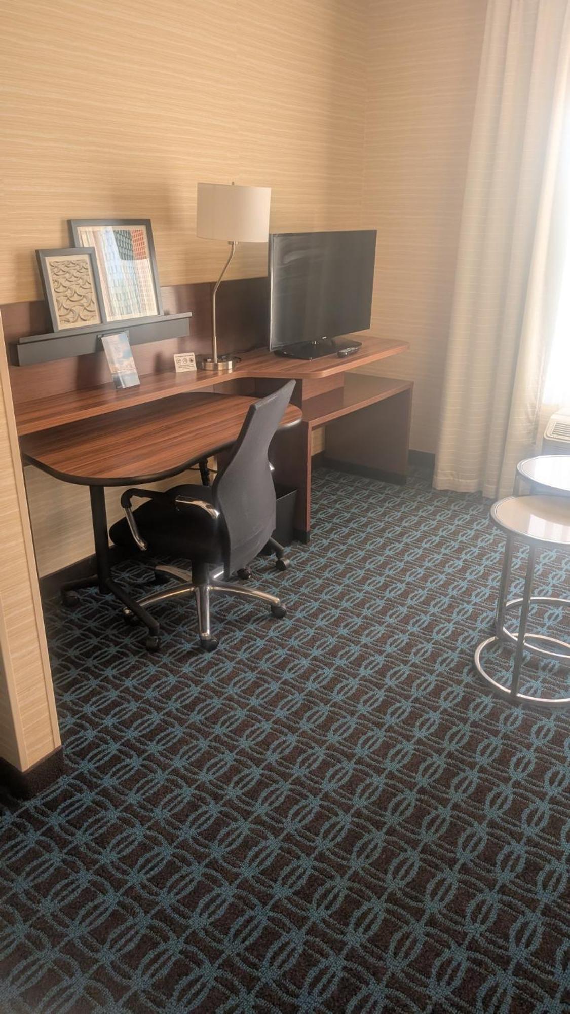 Fairfield Inn & Suites By Marriott Detroit Troy Bagian luar foto