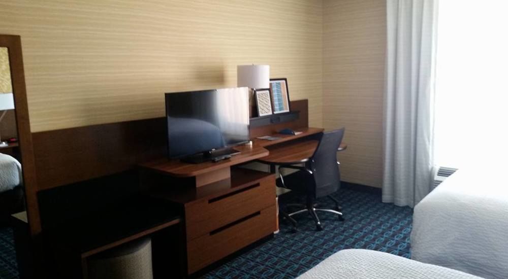 Fairfield Inn & Suites By Marriott Detroit Troy Bagian luar foto